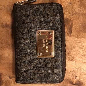 Michael Kors wallet
